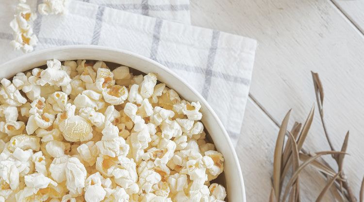 3 Tips for Hosting a Summer Movie Night