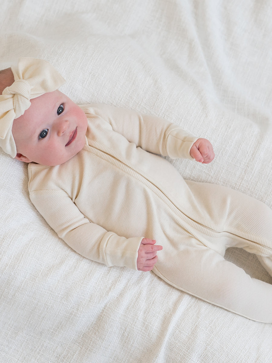 Kit Ribbed Zipper Sleeper Baby : One Pieces : Sleepers : Long Sleeves Kendi Organic Cotton Baby Kit Ribbed Zipper Sleeper