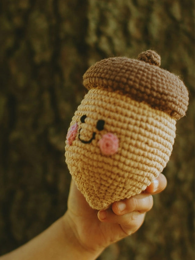 Acorn Rattle