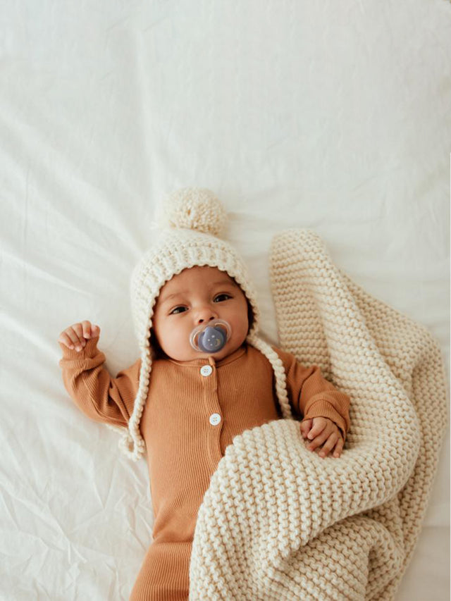 Knit Pom Pom Bonnet Baby : Accessories : Hats Huggalugs 